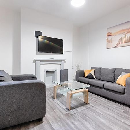City Centre, Parking, Smart Tv'S In All Rooms Swansea Esterno foto