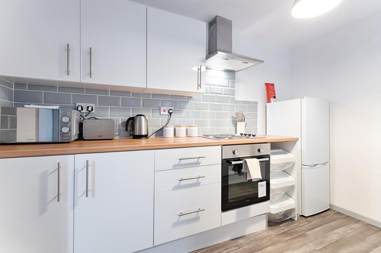 City Centre, Parking, Smart Tv'S In All Rooms Swansea Esterno foto