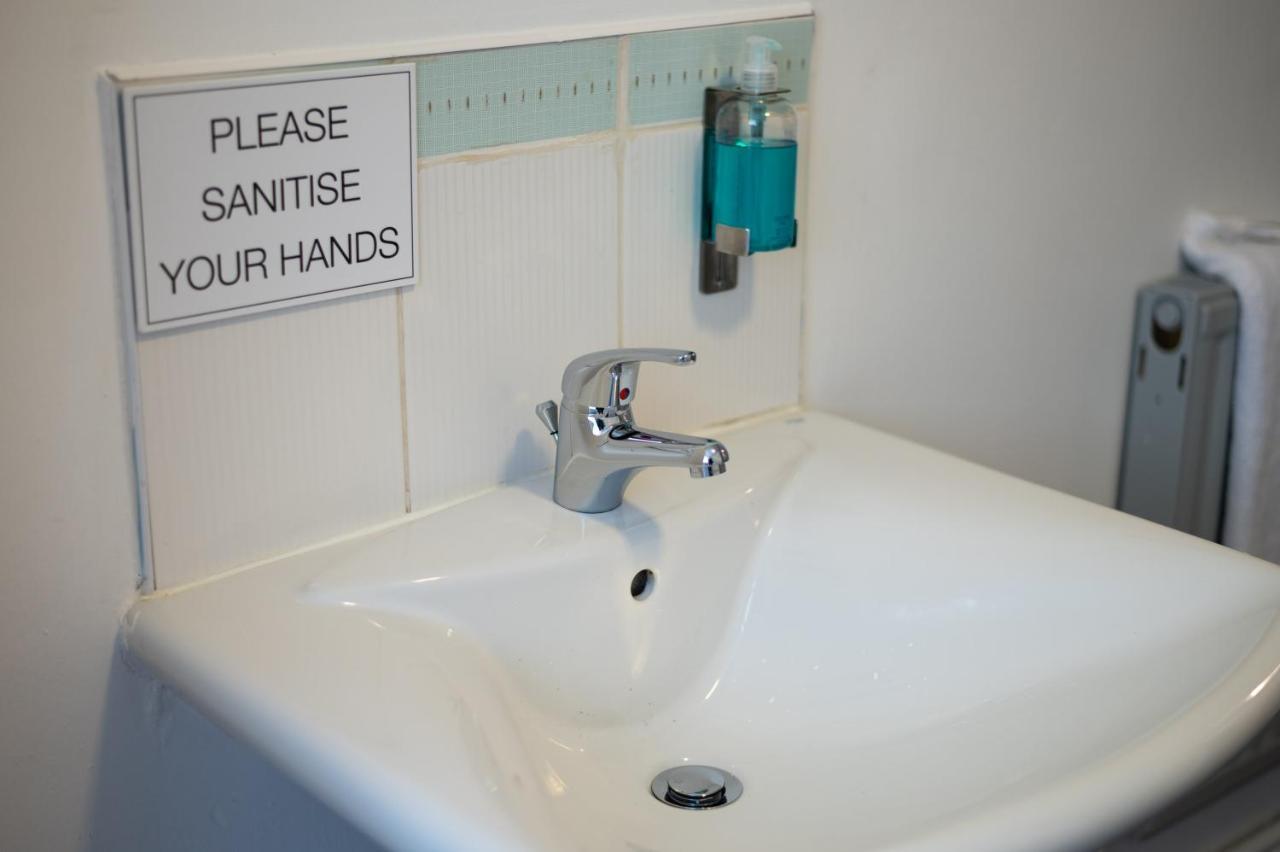City Centre, Parking, Smart Tv'S In All Rooms Swansea Esterno foto