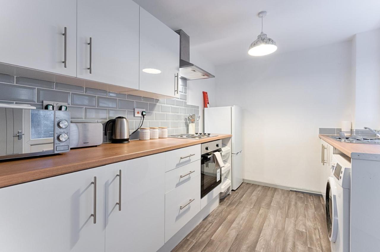 City Centre, Parking, Smart Tv'S In All Rooms Swansea Esterno foto